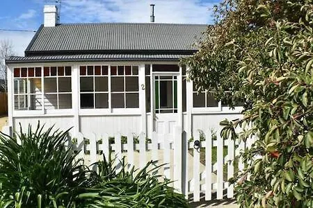 Casa de Férias The Baker'S Cottage In The Heart Of Richmond Sleeps 6 Hobart Austrália